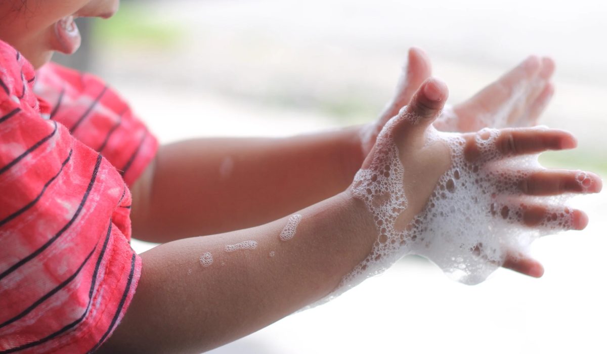 پیشگیری از اسهال در نوزادان و کودکان با رعایت بهداشت و شستن دست ها
