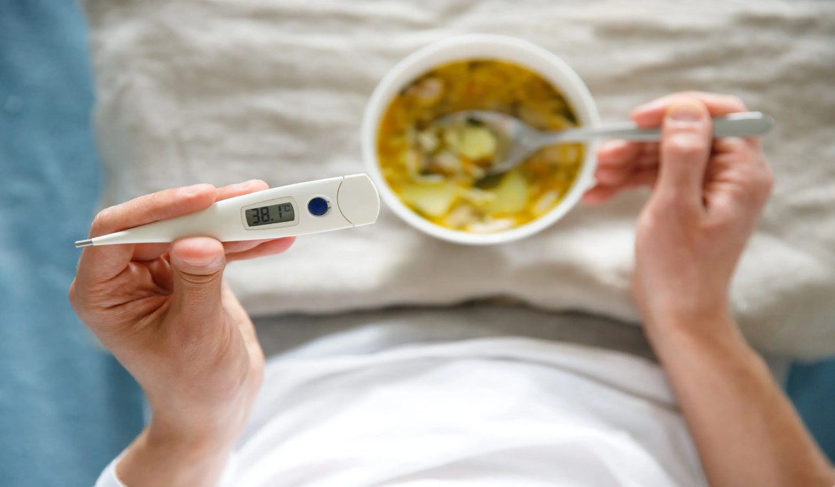 مصرف سوپ مرغ برای درمان سرماخوردگی در خانه