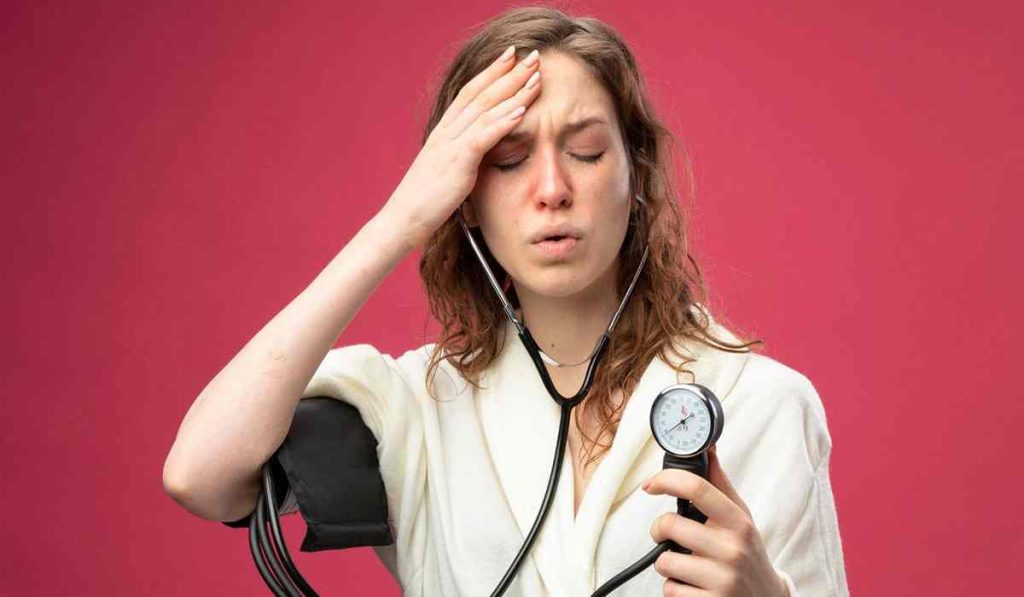فشار خون پایین چیست و علت فشار خون پایین به چه مواردی باز می‌گردد؟
