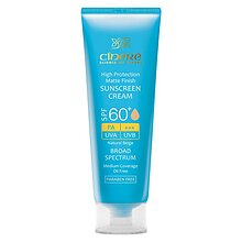 کرم ضد آفتاب رنگی مات سینره فاقد چربی +SPF60 بژ طبیعی50 میلی لیتر