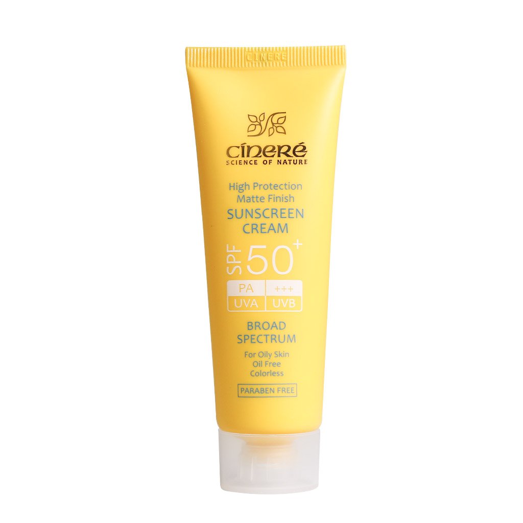 کرم ضد آفتاب سینره بدون رنگ فاقد چربی 50 SPF حجم 50 میلی لیتر