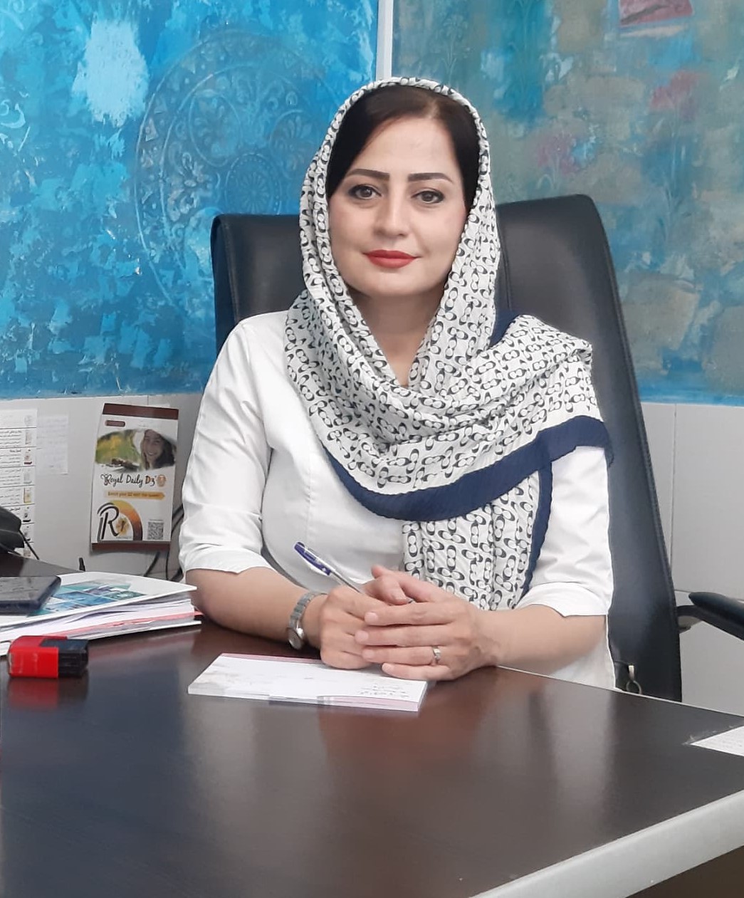 رقیه ایمان پرست کارشناسی مامایی-کارشناسی ارشد روانشناسی شخصیت کرج