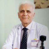 دکتر کمال هادی