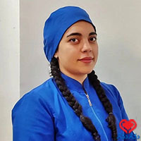 ثمین خدابنده دکترای حرفهای دندانپزشکی میانه