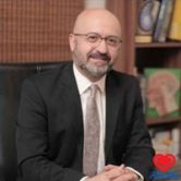 دکتر علی حقیقتیان